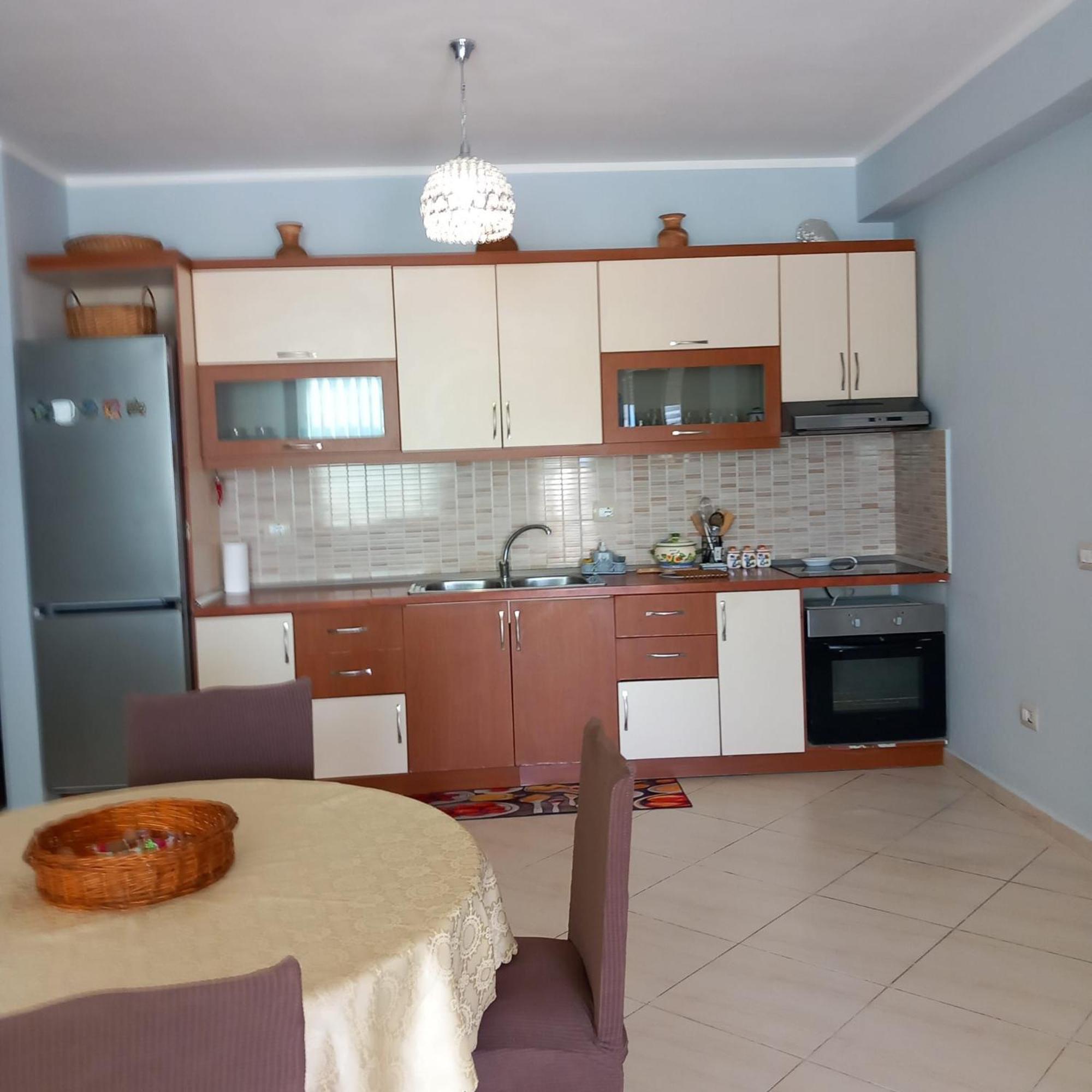 Duplex Lungomare Suites Vlorë Habitación foto